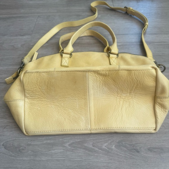American Leather Co. Butter Yellow Leather Multiway Handbag - Picture 6 of 9